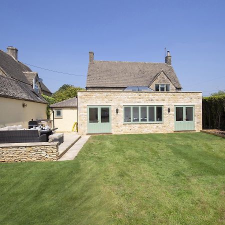 Villa South Winds Bourton-on-the-Water Esterno foto