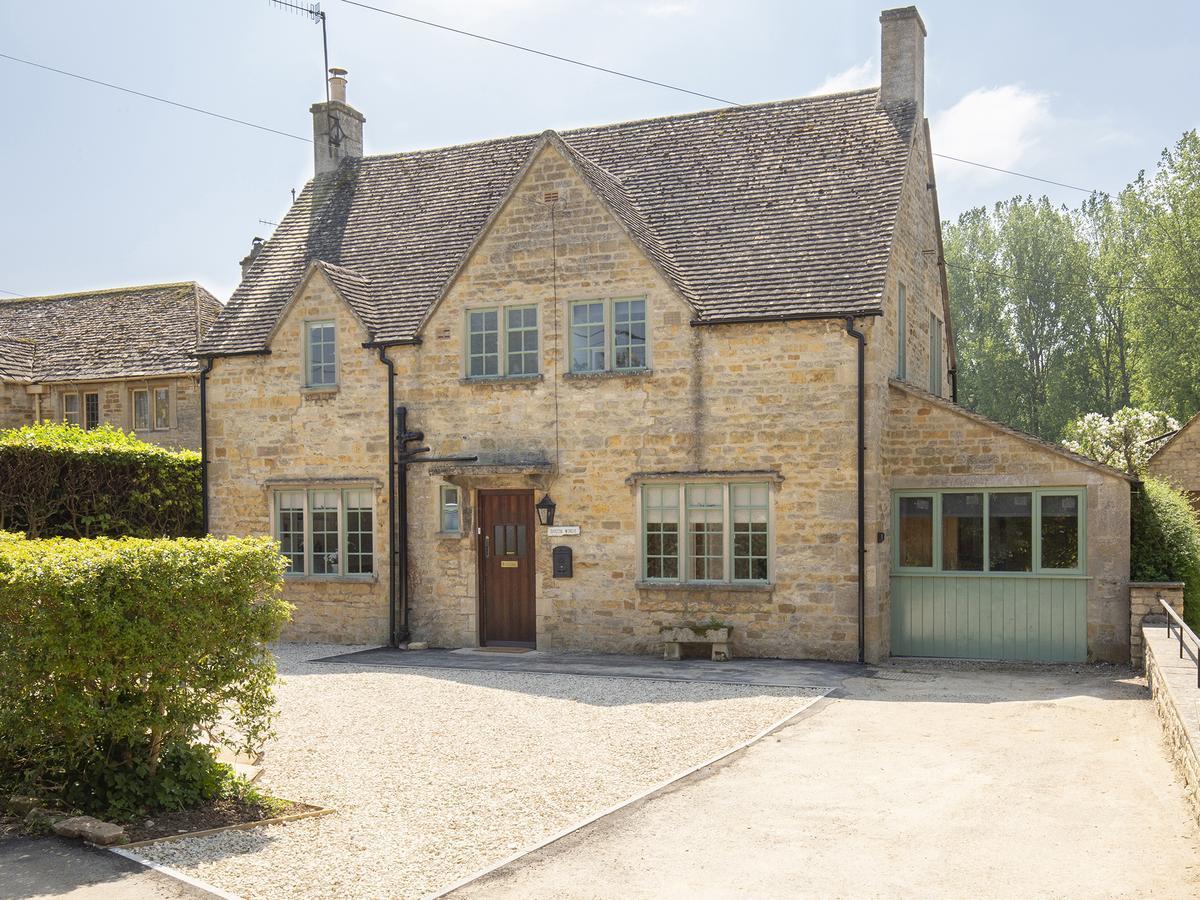 Villa South Winds Bourton-on-the-Water Esterno foto