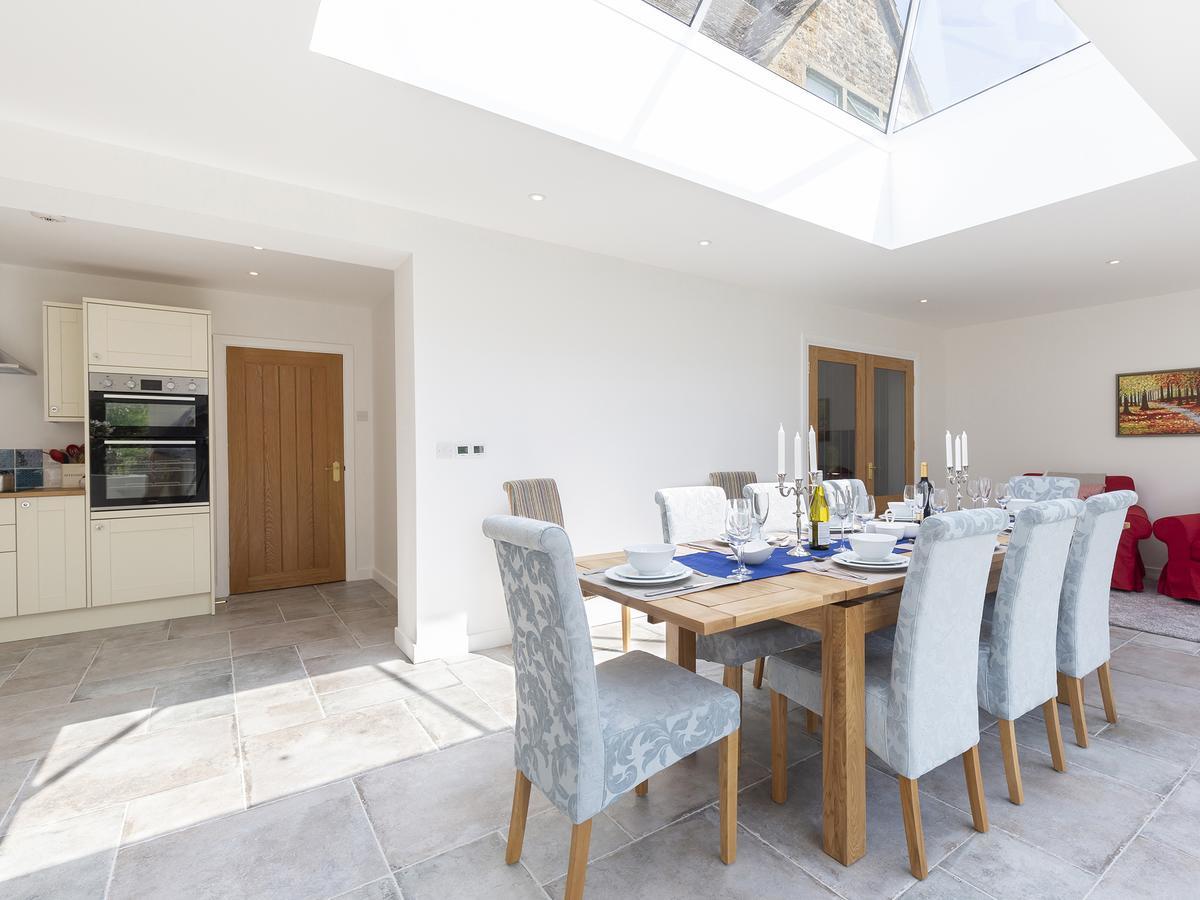 Villa South Winds Bourton-on-the-Water Esterno foto