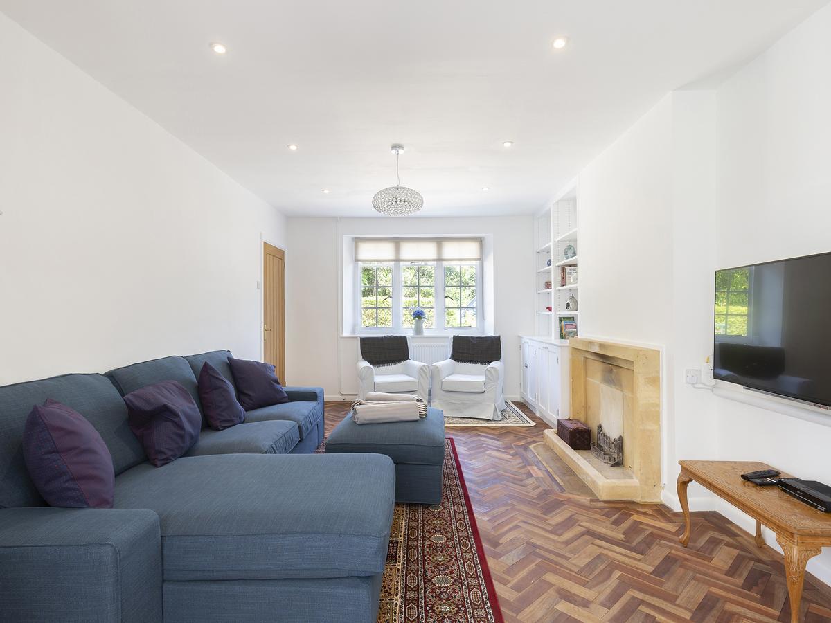 Villa South Winds Bourton-on-the-Water Esterno foto